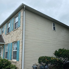 -Bethlehem-PA-Soft-Washing-Brick-Siding-Transformation 3