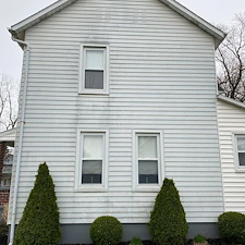 Amazing-aluminum-siding-house-washing-in-Nazareth-PA 2