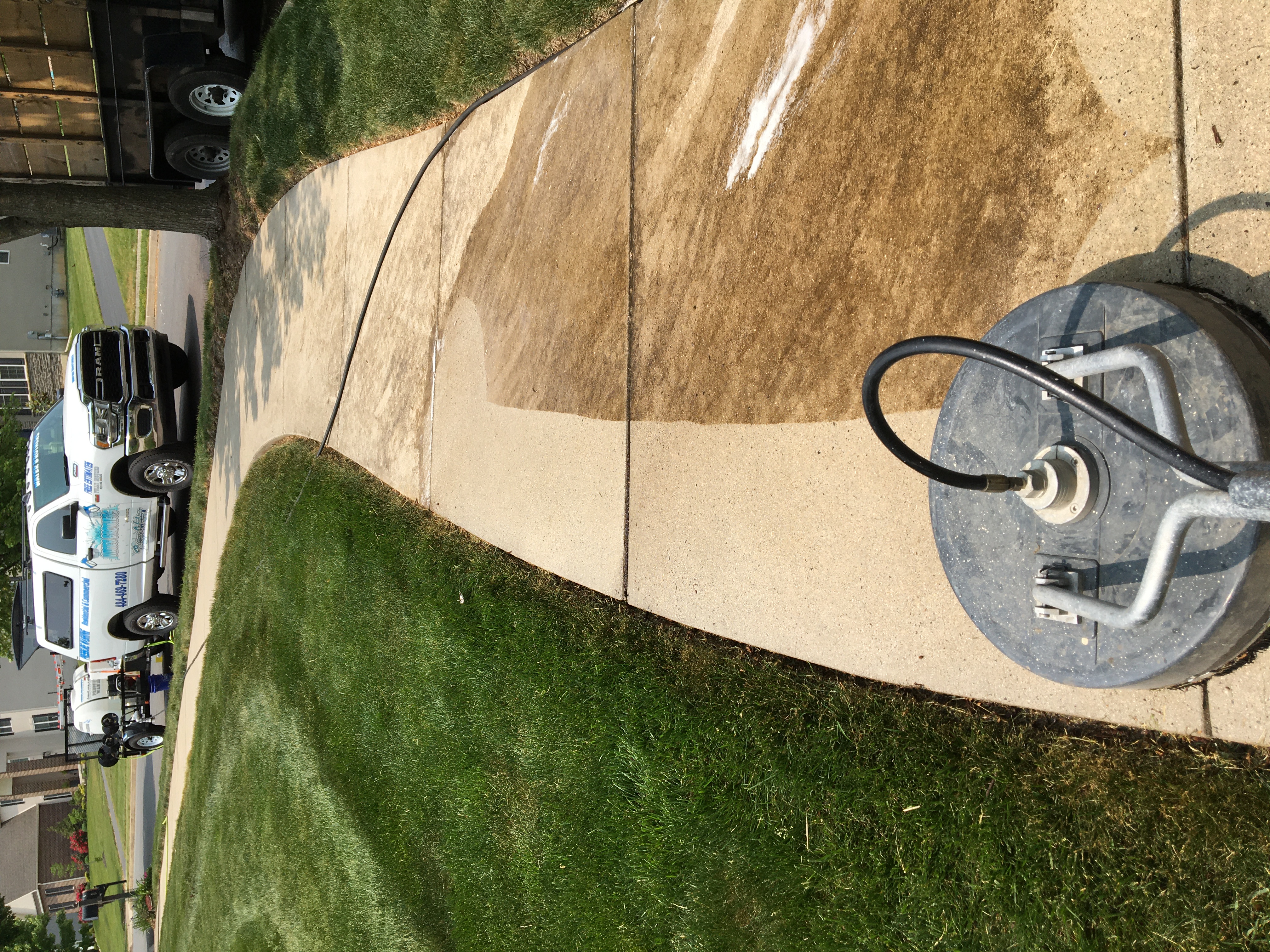 Amazing Sidewalk & Driveway Washing in Easton PA