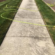 Amazing-Sidewalk-Driveway-Washing-in-Easton-PA 3