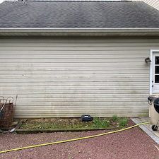 Bethlehem-PA-House-Washing-Pros-Restore-Vinyl-Siding 6