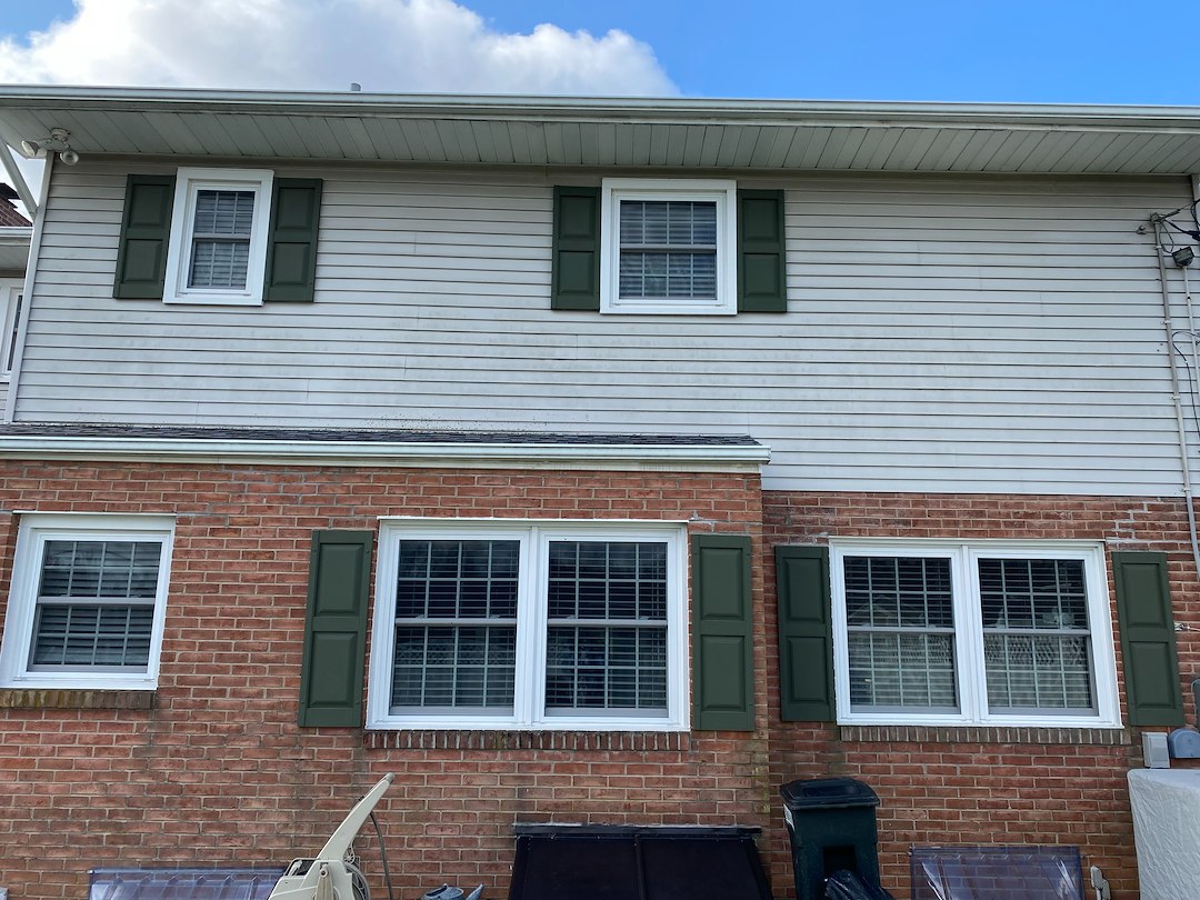 Brick and aluminum siding cleaning project in Bethlehem PA