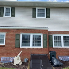 Brick-and-aluminum-siding-cleaning-project-in-Bethlehem-PA 1