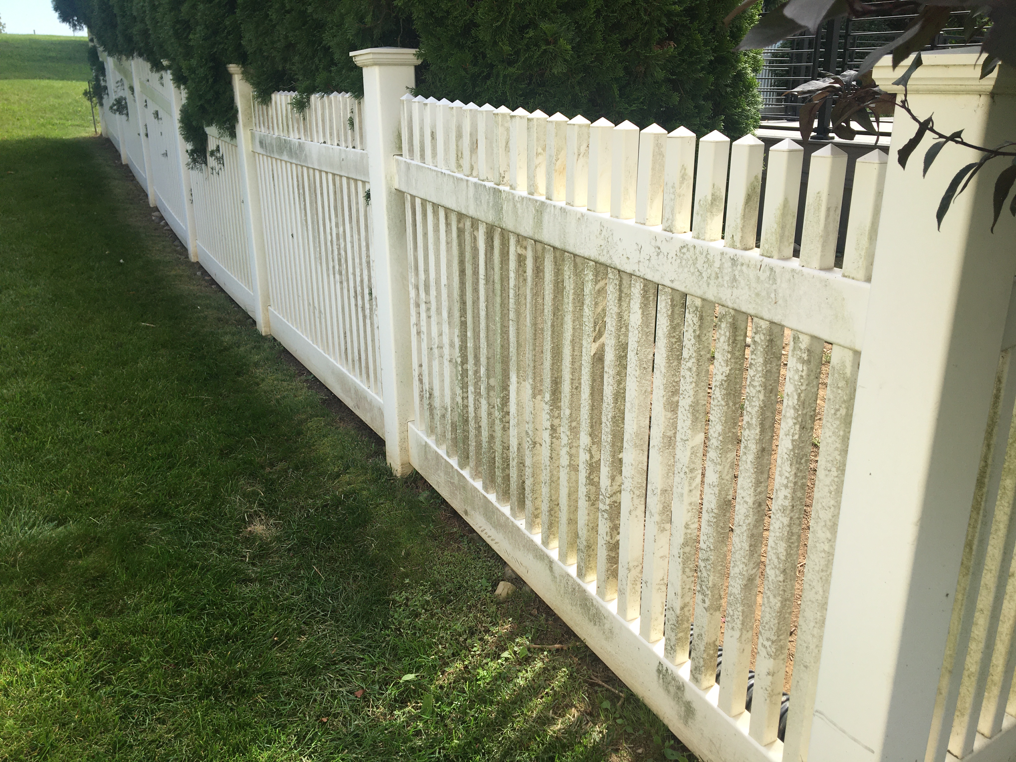 Expert Fence Cleaning in Bethlehem PA