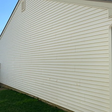 Expert-House-Washing-in-Easton-PA-Vinyl-Siding-Mildew-Removal-by-Water-Brothers 1