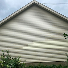 House-washing-in-Allentown-PA-Soft-washing-near-me 1