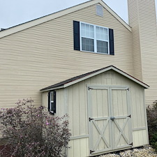 House-Washing-in-Bethlehem-PA-Vinyl-Siding-Mildew-Removal 1