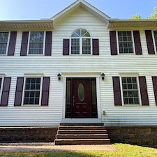 House-washing-soft-washing-pressure-washing-in-Effort-PA 0