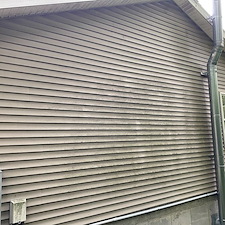 House-Washing-Soft-washing-Experts-in-Walnutport-PA 0