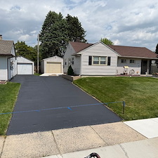 Professional-Driveway-Seal-Coating-in-Bethlehem-PA-Water-Brothers-Pressure-Washing 1