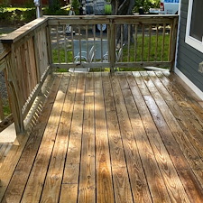 Soft-washing-near-me-in-Henryville-PA-Wooden-Deck-Cleaning 1