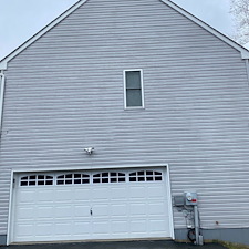 Stroudsburg-PA-House-Washing-Water-Brothers-Pressure-Washing-Restores-Siding 1