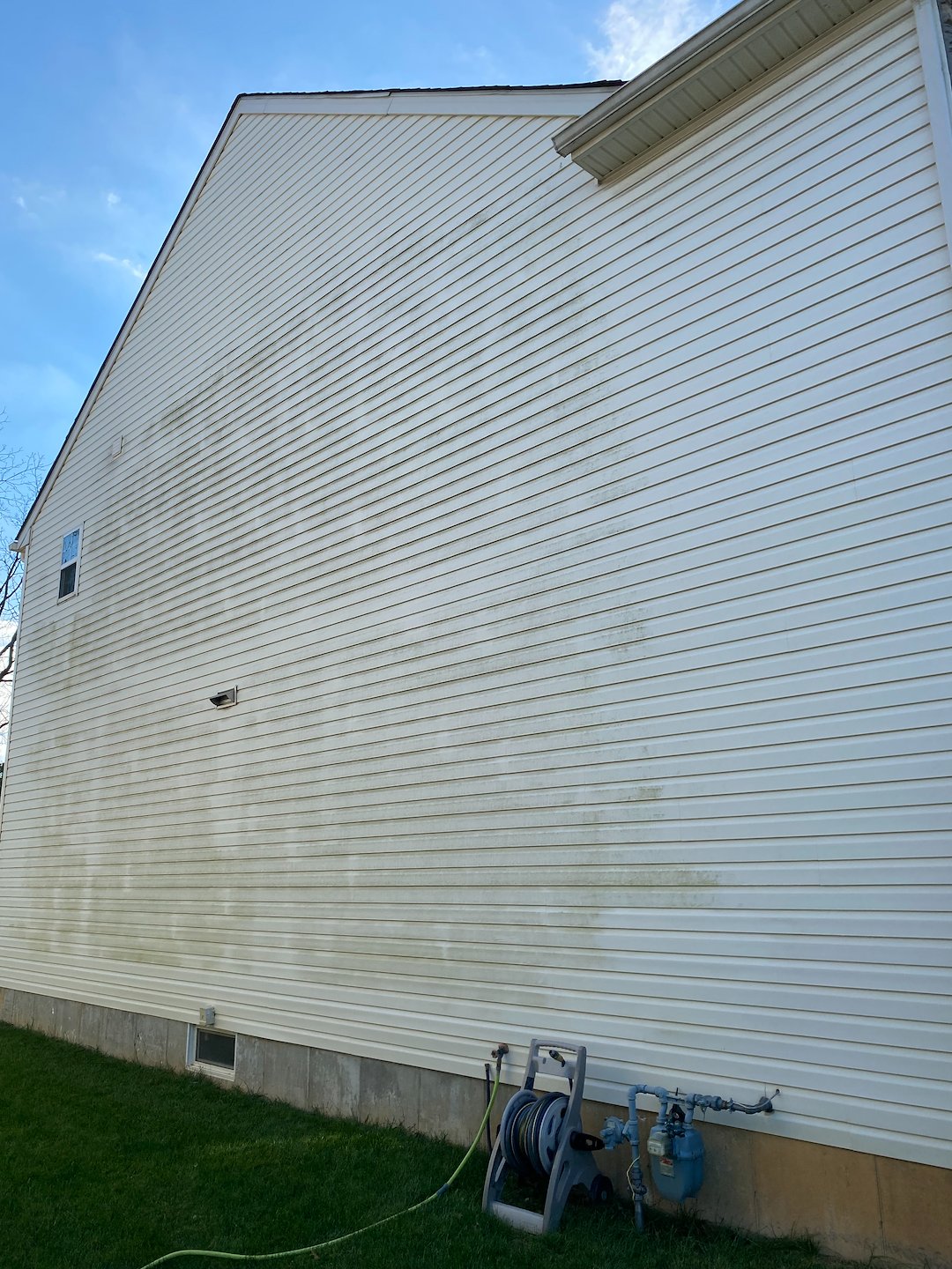 Top-Rated Exterior Cleaning in Nazareth, PA near Upper Nazareth Township| Soft Wash & Pressure Washing