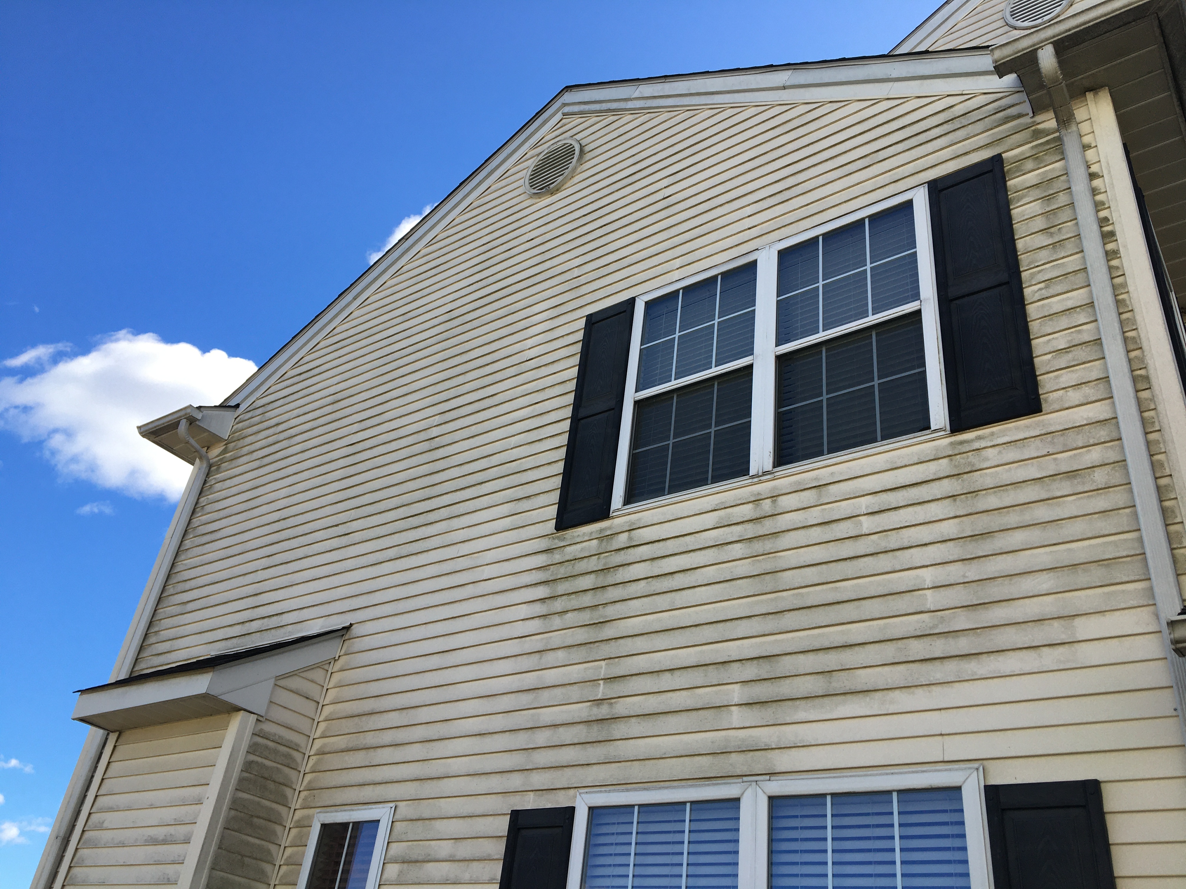 Townhome Soft Wash in Easton, PA