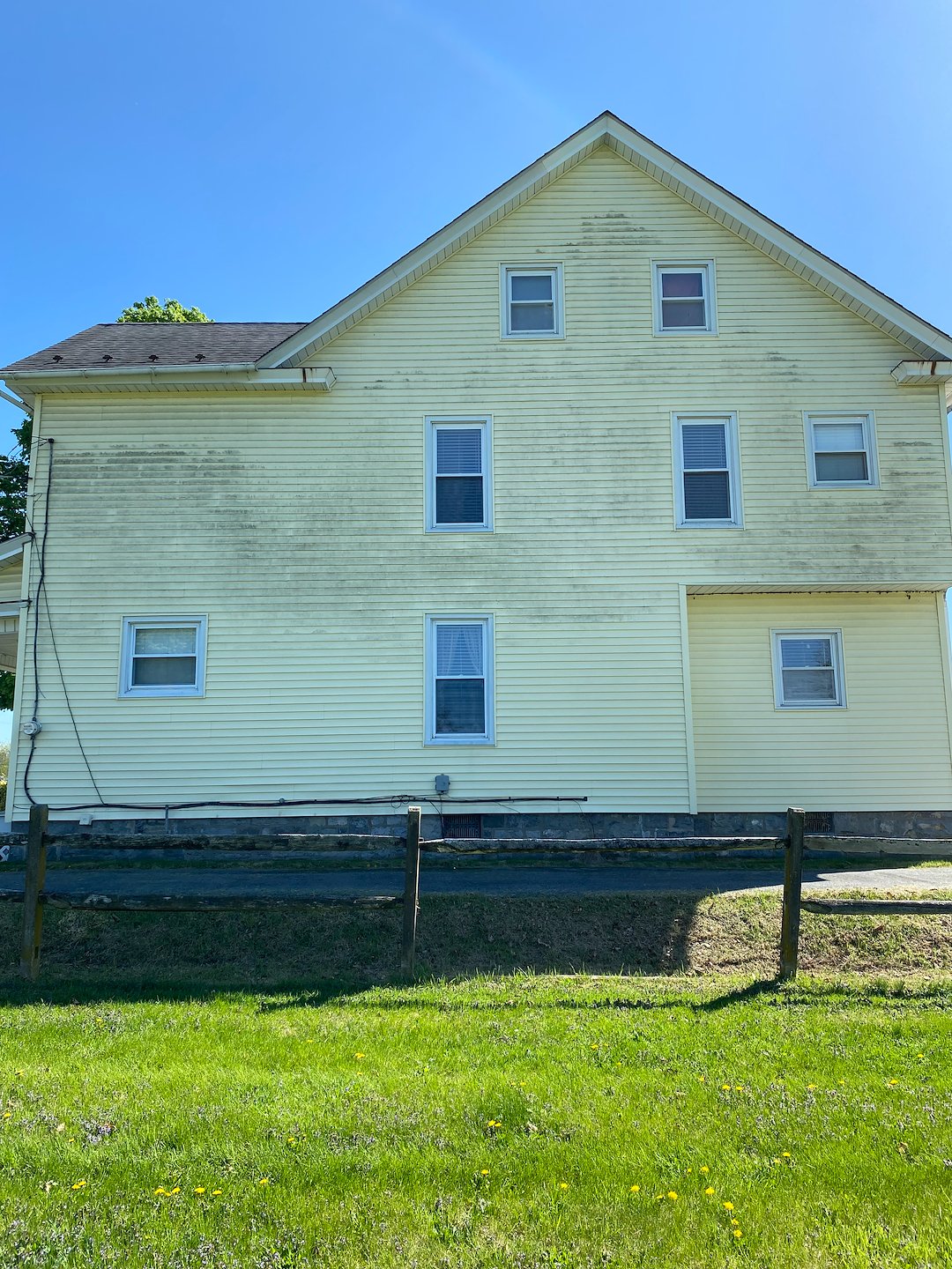 Vinyl siding cleaning experts in Bethlehem PA