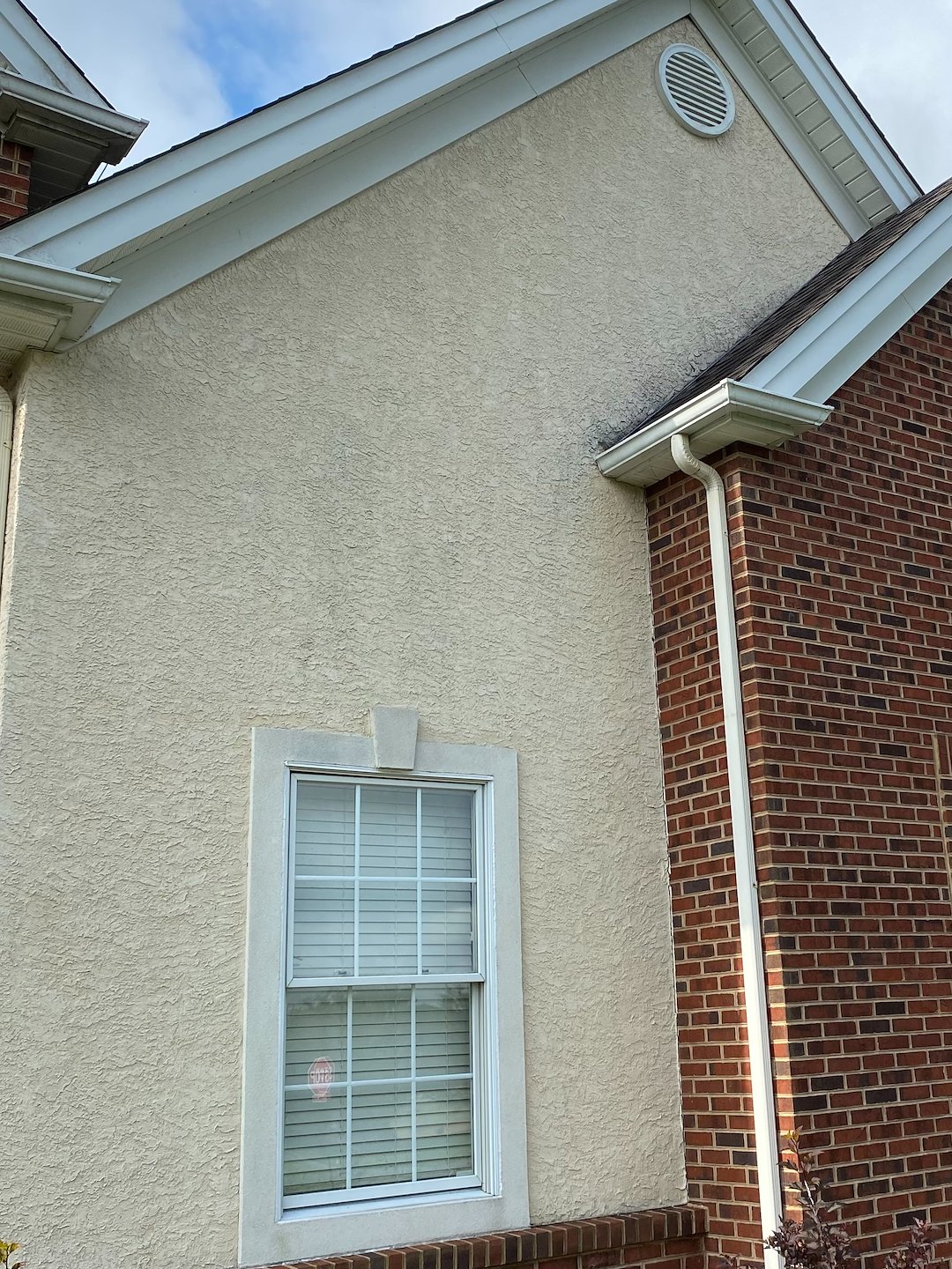Water Brothers Pressure Washing: Stucco Soft Wash in Bethlehem